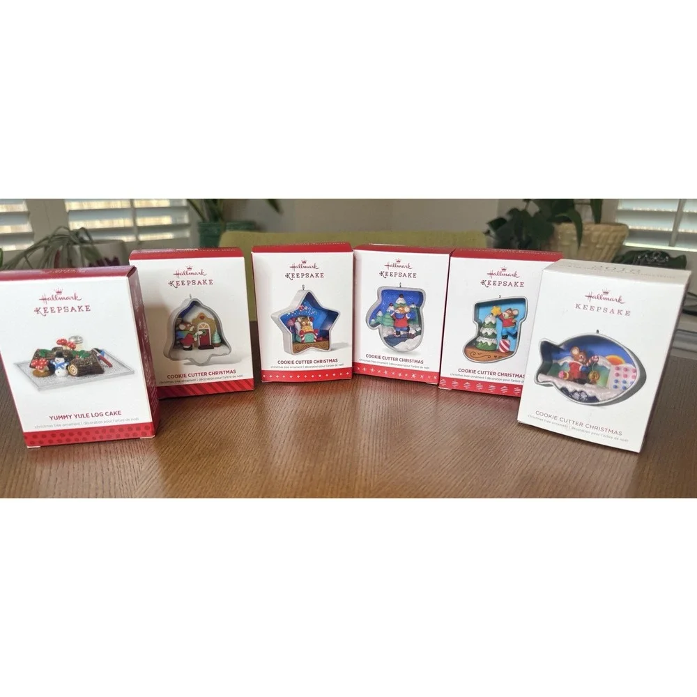 Hallmark Cookie Cutter Christmas 2014-2018 #3-7 + 2013 Yule Log Lot of 6- Lot A